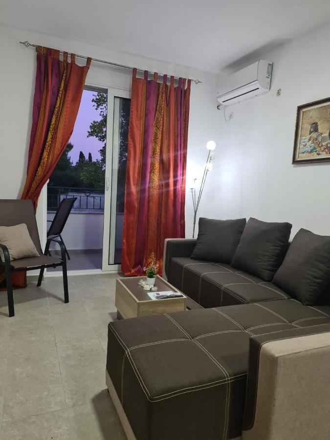 Lugano Apartment Ulcinj Bagian luar foto